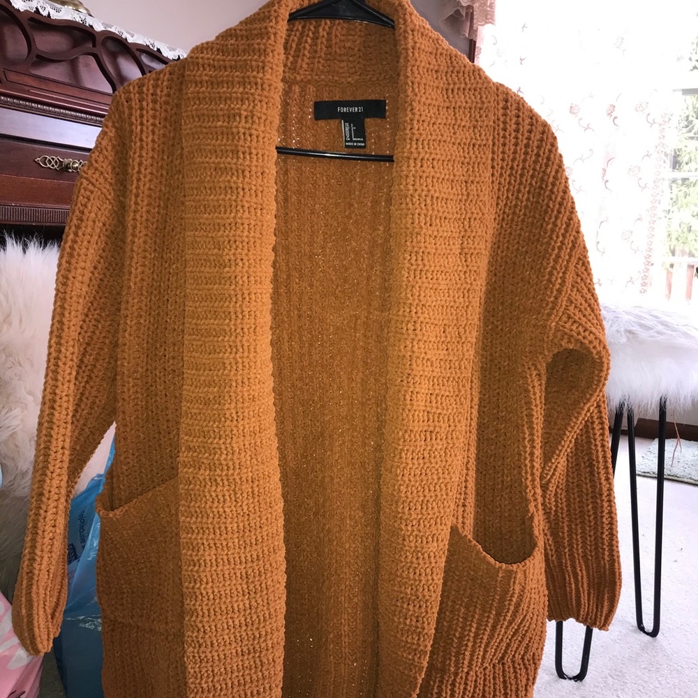 three quarter sleeve cardigan